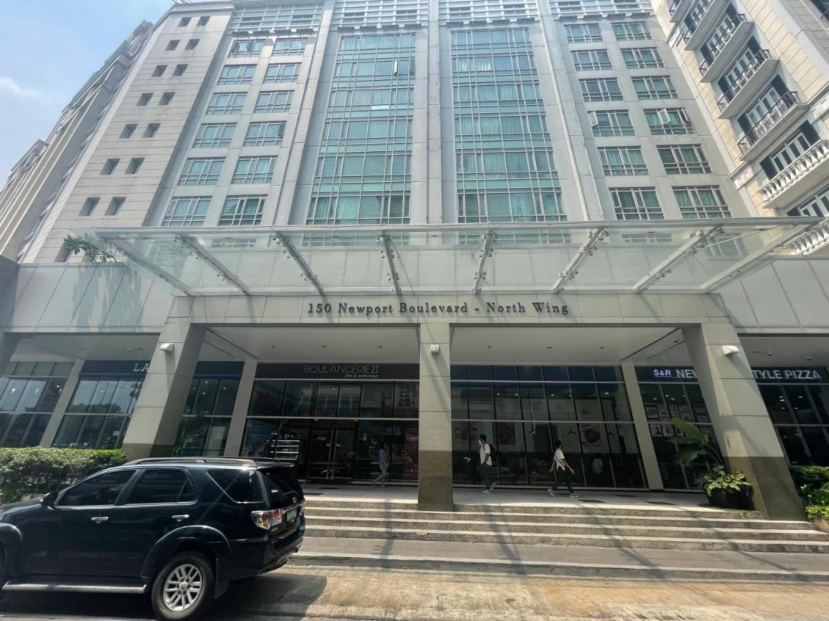 4J North Wing - 150 Newport Boulevard, Near Terminal3 Airport Manilla Buitenkant foto